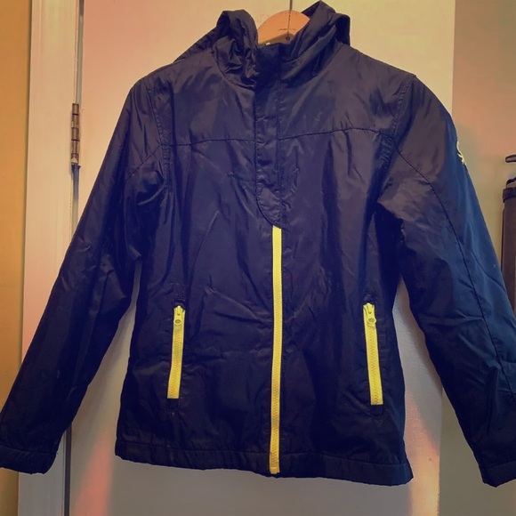 United Colors Of Benetton Jackets & Blazers - Vintage Benetton Woman’s Windbreaker! Hooded! EUC